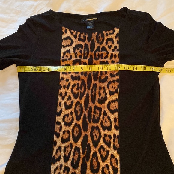 Leopard print dress - classic simple cut - goes on like a tshirt! - Picture 3 of 7